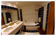 Hotels Sardinia, Bathroom